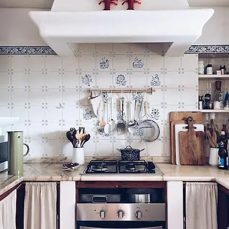 Monte Cucs - House On The Hill Villa *