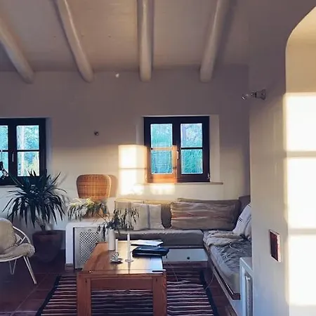 Monte Cucs - House On The Hill ヴィラ オデセイシェ