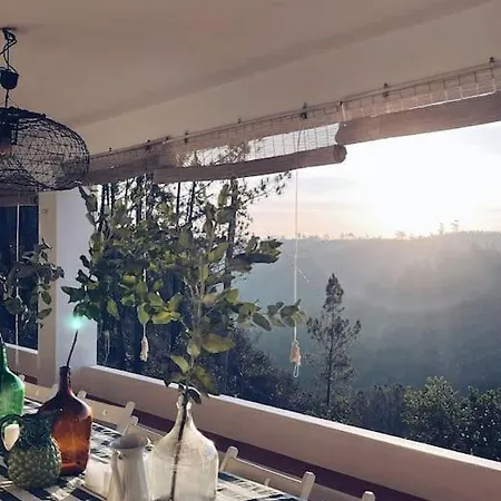 Villa Monte Cucs - House On The Hill