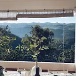 Вилла Monte Cucs - House On The Hill